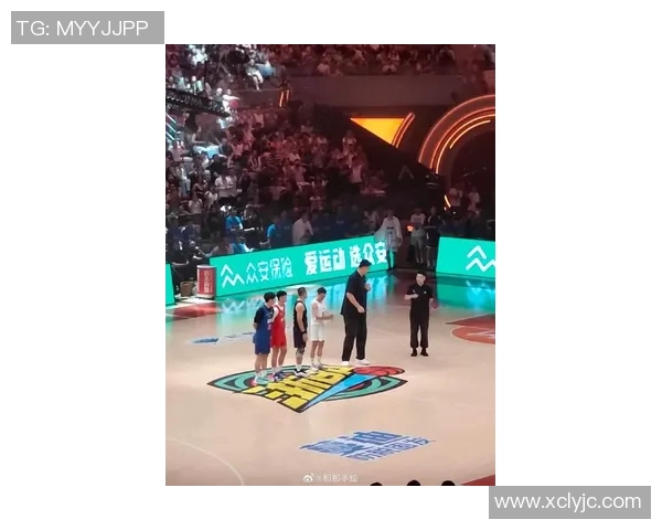 姚明打卡面引发的篮球热潮与美食文化交融之旅 姚明打卡面引发的篮球热潮与美食文化交融之旅