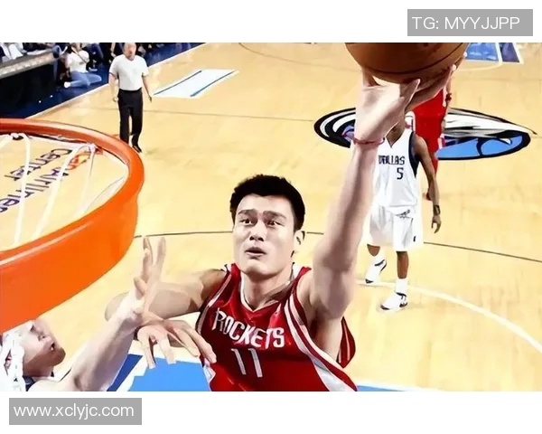 姚明新手赛季的成长之路与NBA初体验的精彩瞬间 姚明新手赛季的成长之路与NBA初体验的精彩瞬间