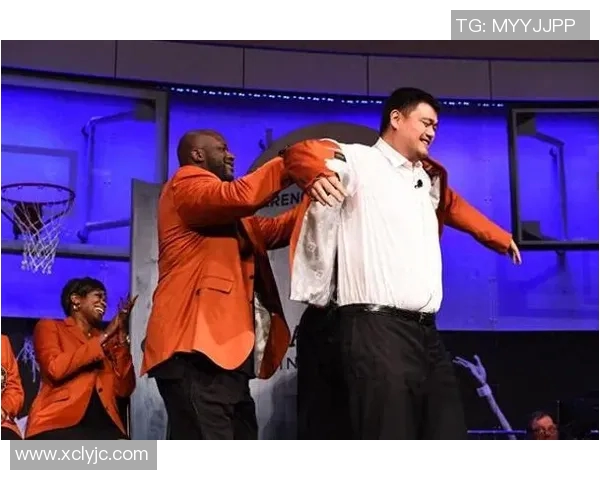 姚明与军哥的传奇对决：篮球场上的友谊与竞争交织的故事